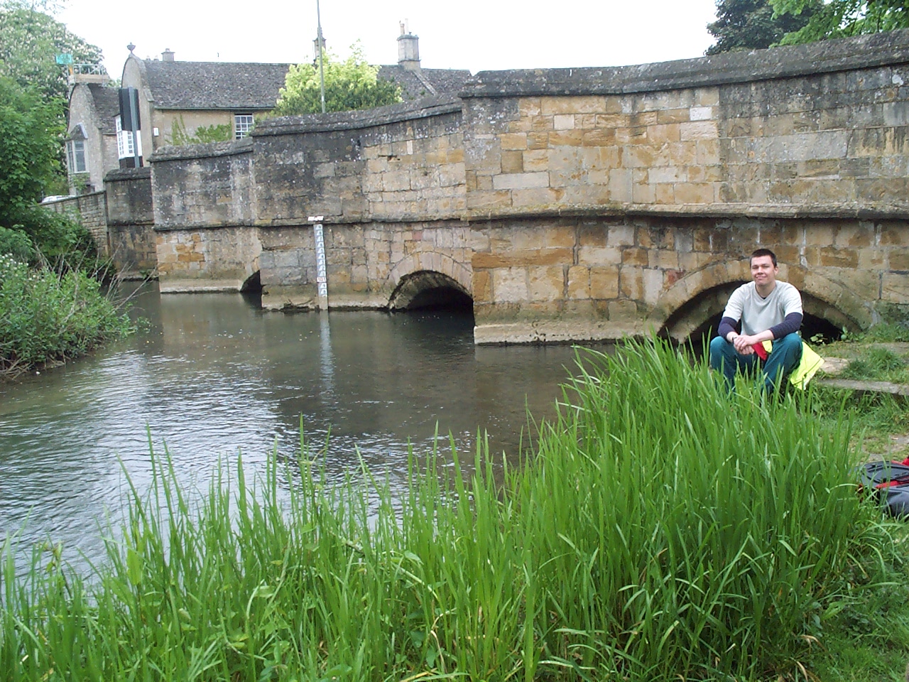 Burford's single lane, medieval bridge