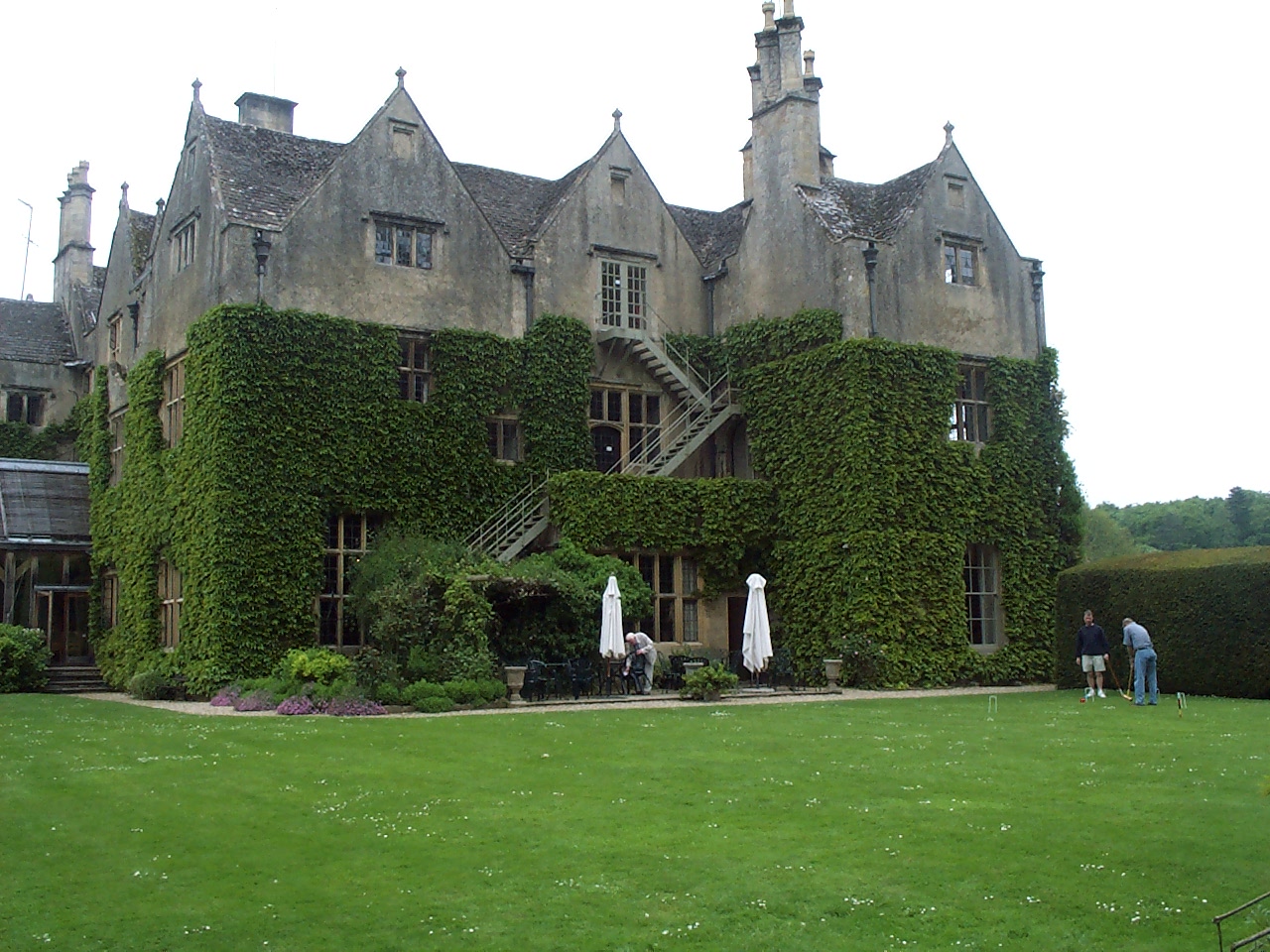 Bibury Court