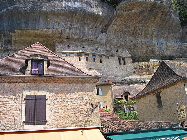 Les Eyzie du Tayac