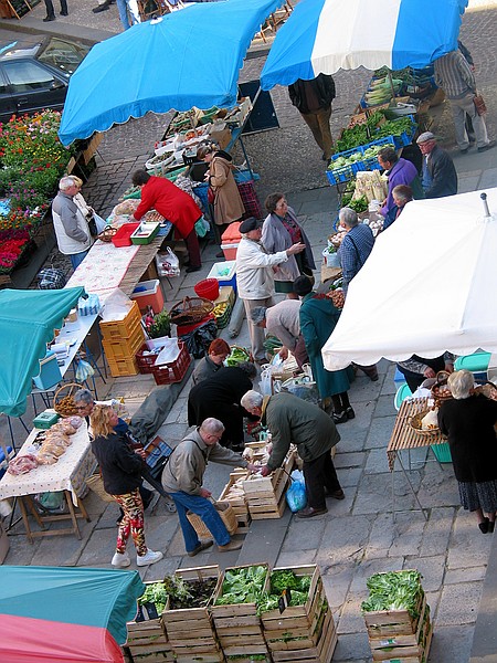 Sarlat market