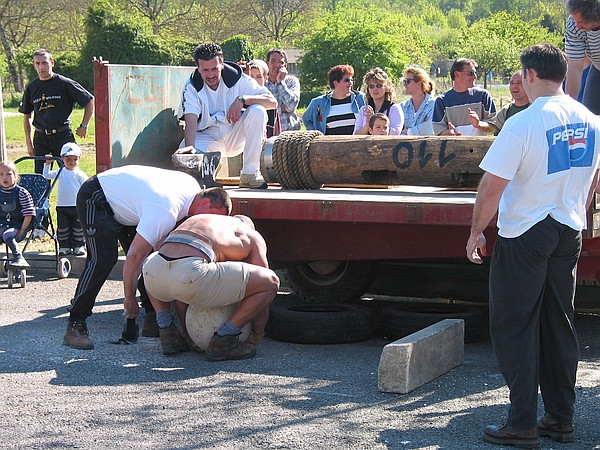 Who's the strongest?!